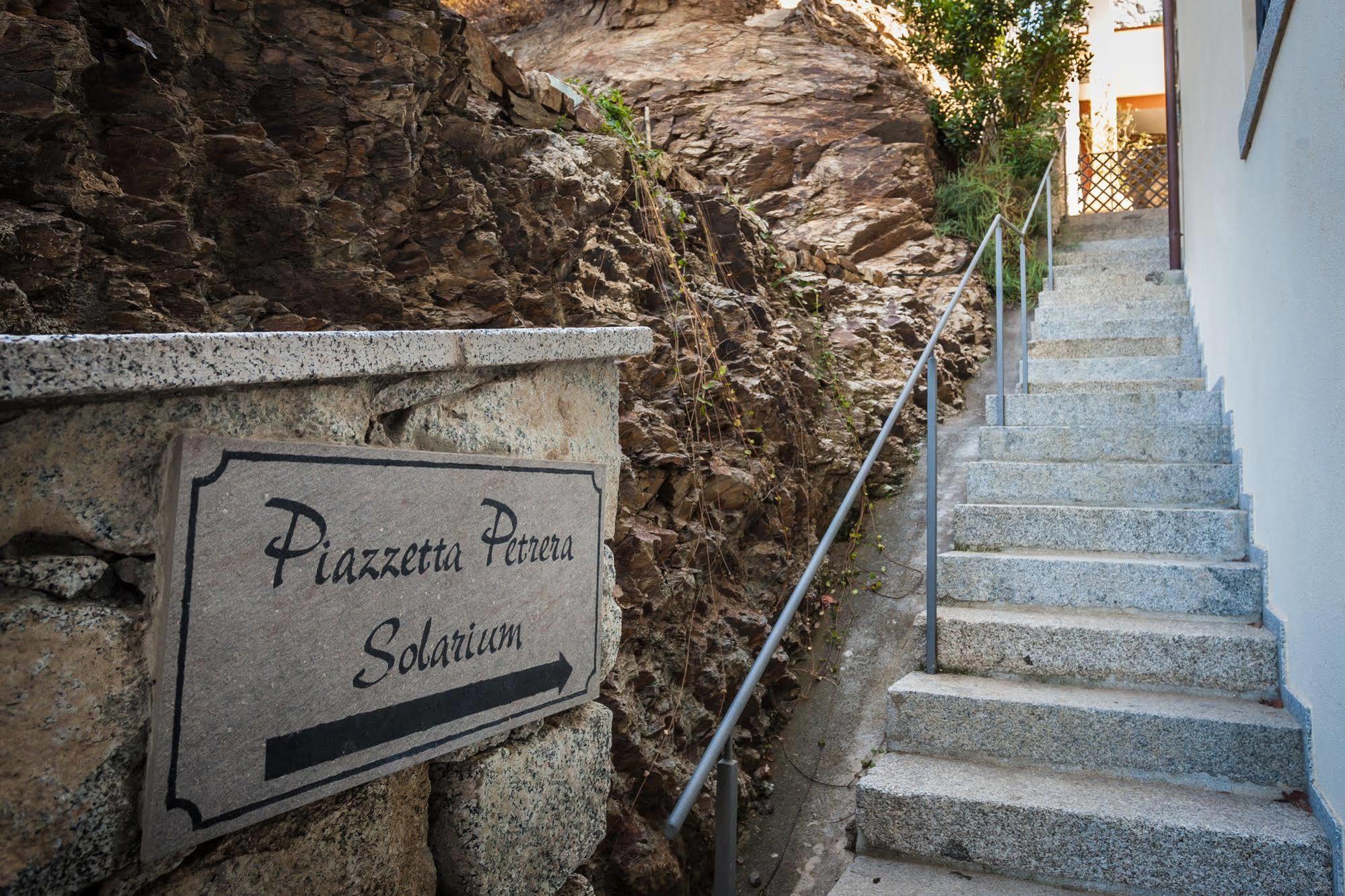 Aparthotel Residenza Petrera Muravera Exterior foto